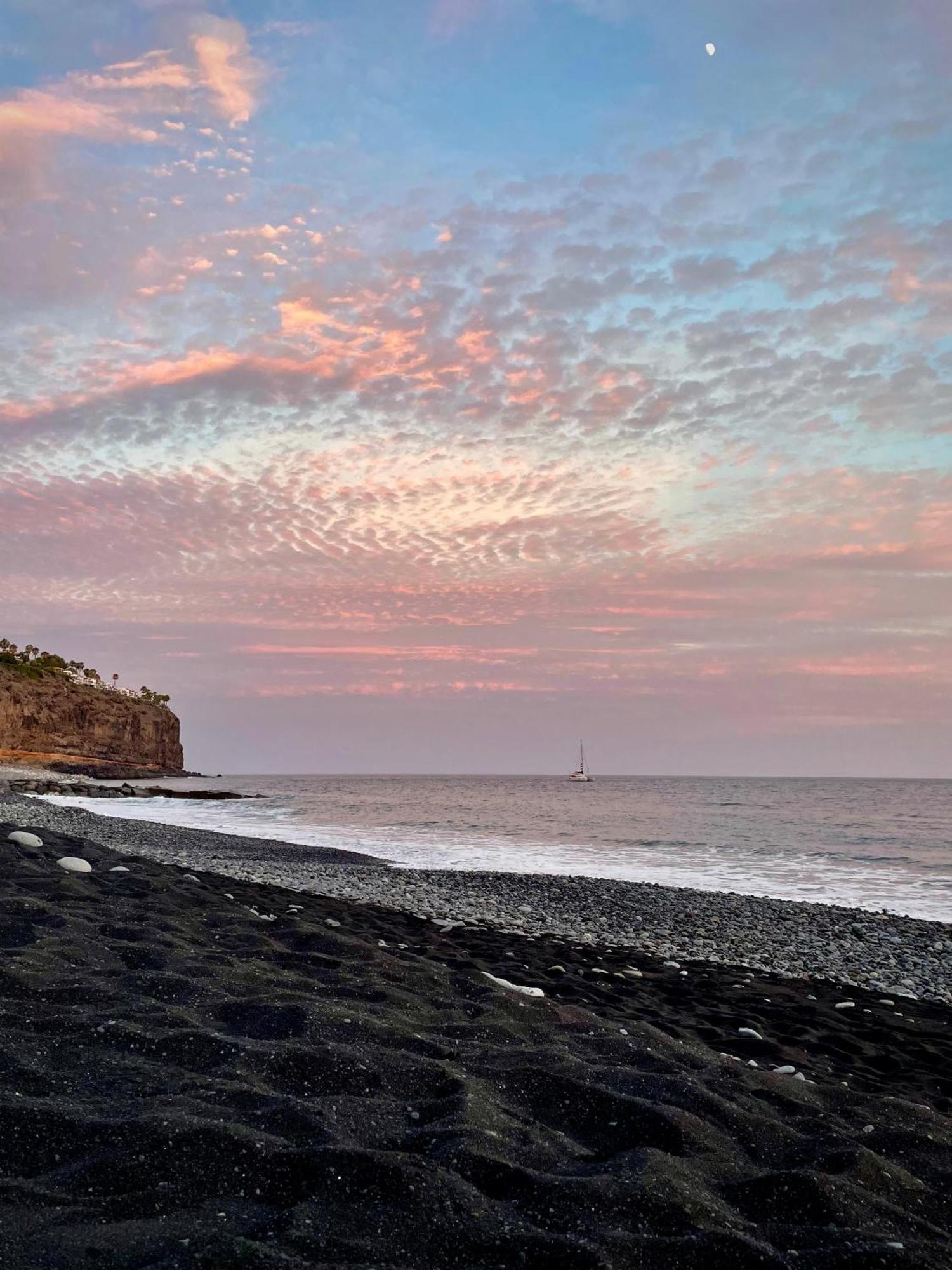 Amaore, Paz, Hogar Y Playa Плайя-де-Сантьяго Экстерьер фото